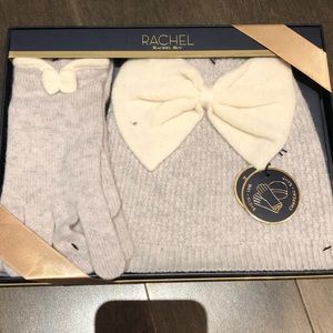 Rachel Roy hay and globe set